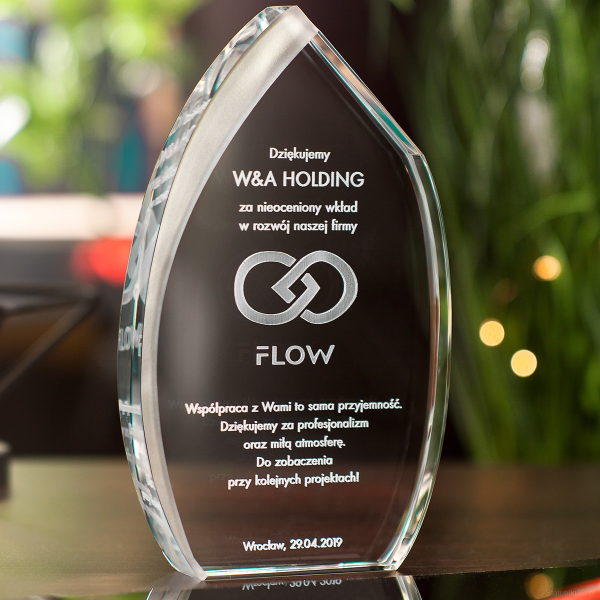 Statuetka 3D z logo Flow