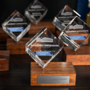 Figurka 3D wyróżnienie dla pracownika - 1