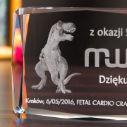 Statuetka z grawerunkiem 3D na 5-ciolecie MWU - 2