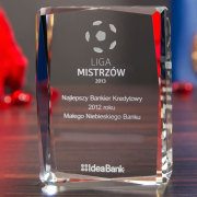 Statuetka 3D z logo ligi mistrzów