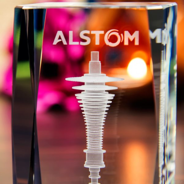 Statuetka z modelem 3D  turbiny Alstom - zbliżenie