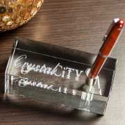 Statuetka 3D z miejscem na długopis - góra