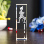 Statuetka z modelem 3D Social Media Ninja - bok