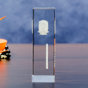 Statuetka z modelem 3D lokomotywy parowej - bok