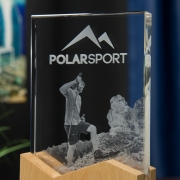Statuetka ze wspinaczem dla PolarSport - 4