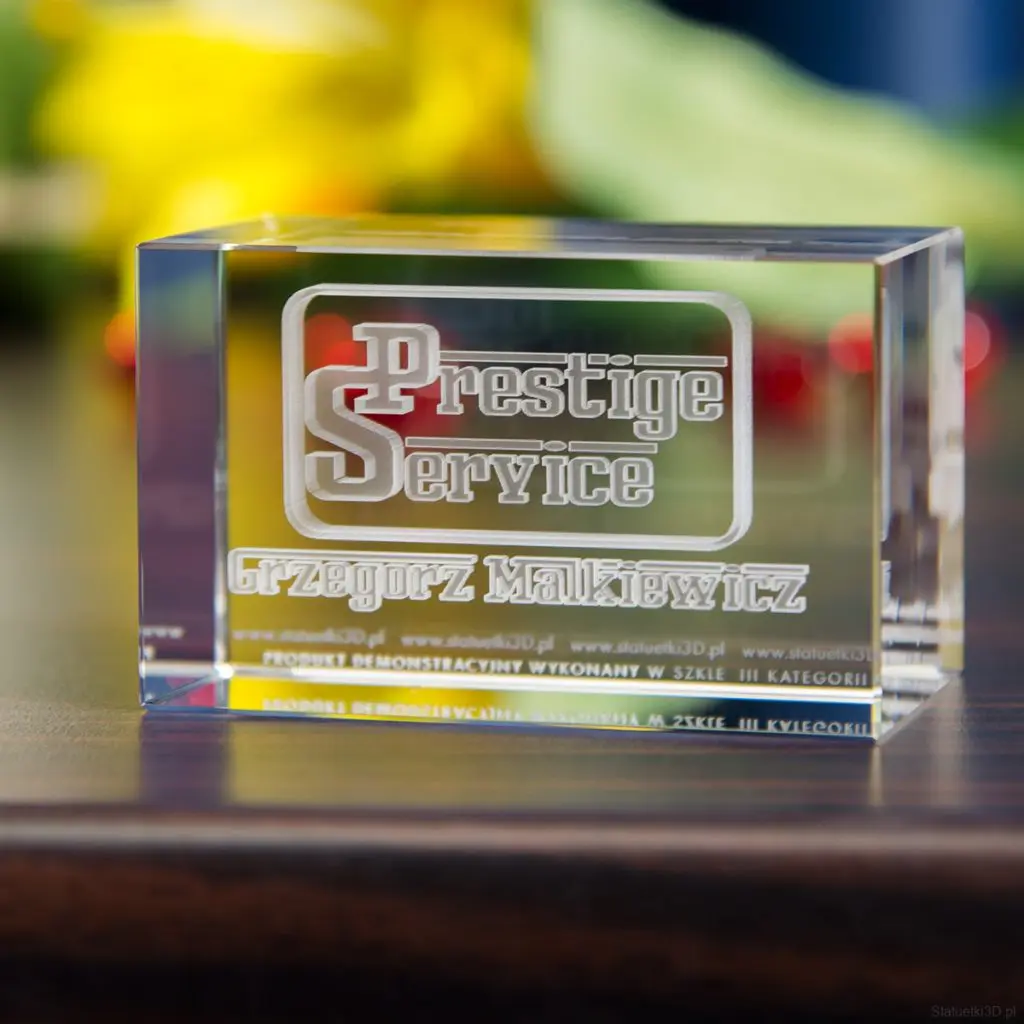 Statuetka 3D z logo Prestige Service